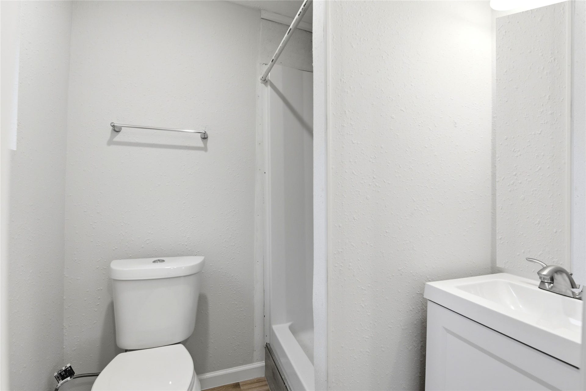 7010 Brownsville Street, #3, Houston, TX 77020 7010 Brownsville Street, #3, Houston, TX 77020