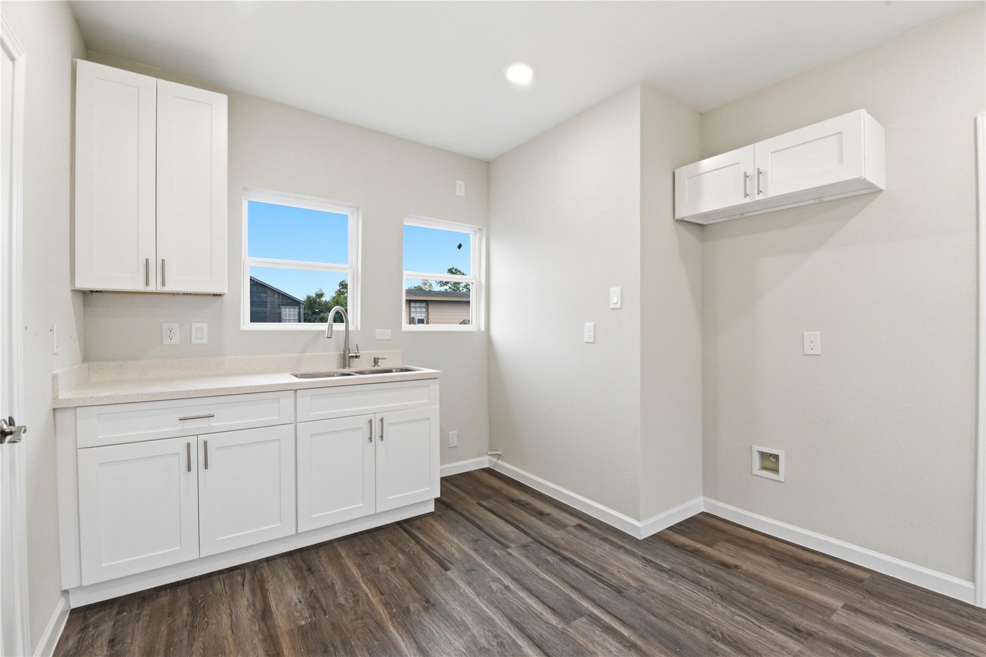 7010 Brownsville Street, #3, Houston, TX 77020 7010 Brownsville Street, #3, Houston, TX 77020