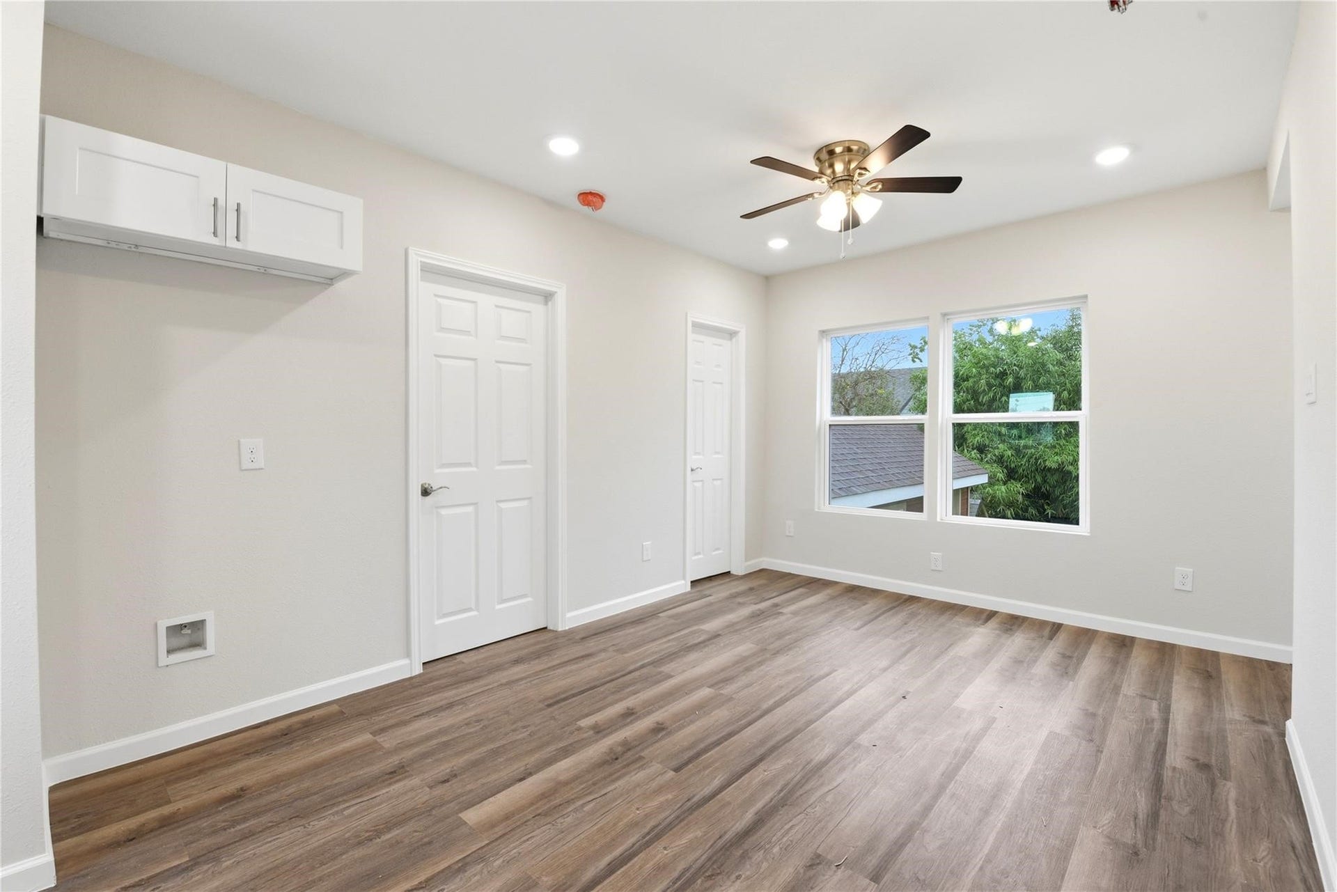 7010 Brownsville Street, #3, Houston, TX 77020 7010 Brownsville Street, #3, Houston, TX 77020