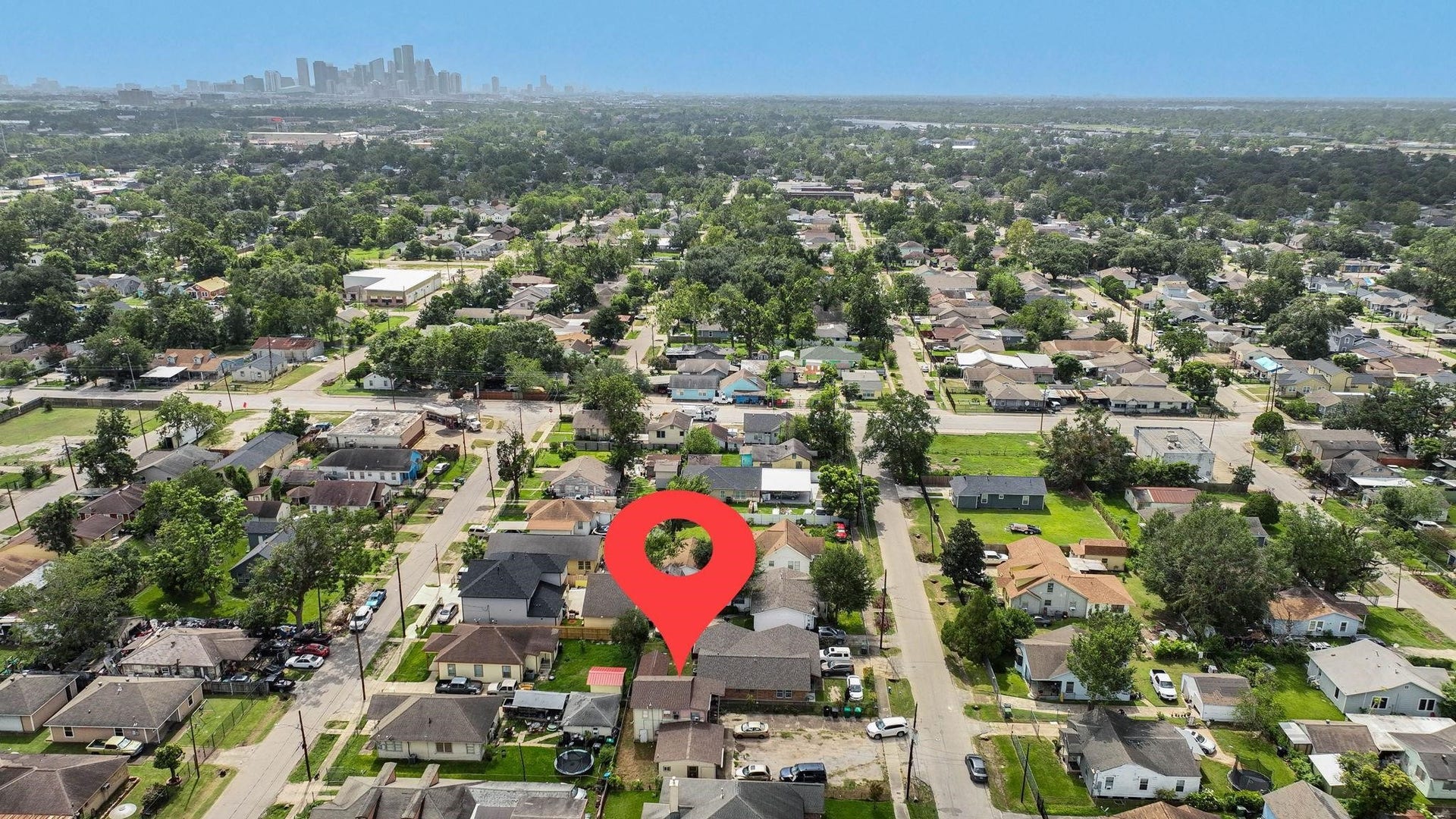 7010 Brownsville Street, #3, Houston, TX 77020 7010 Brownsville Street, #3, Houston, TX 77020