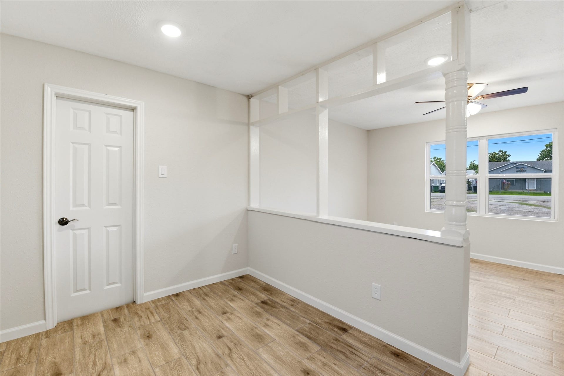 7010 Brownsville Street, #3, Houston, TX 77020 7010 Brownsville Street, #3, Houston, TX 77020