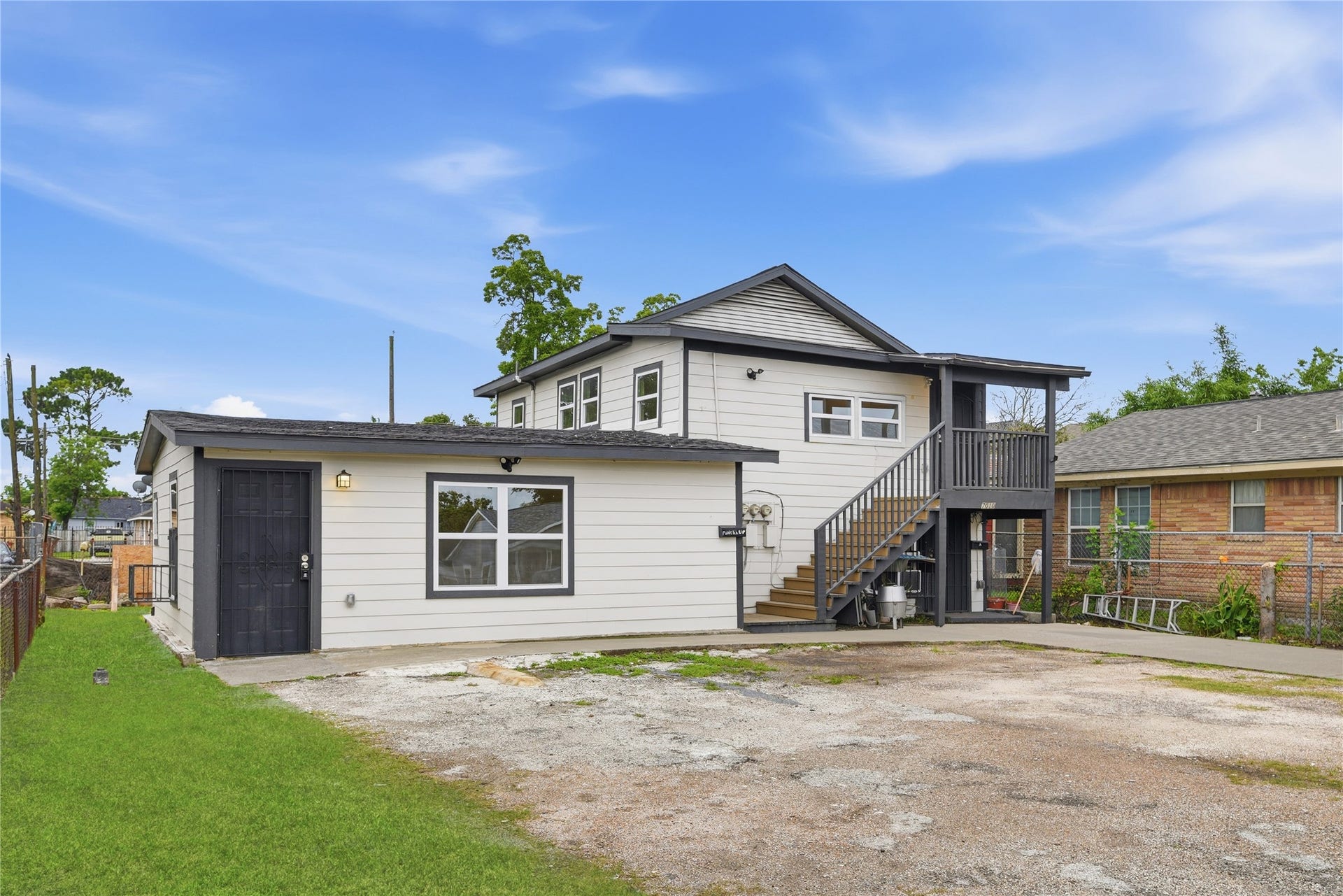 7010 Brownsville Street, #3, Houston, TX 77020 7010 Brownsville Street, #3, Houston, TX 77020