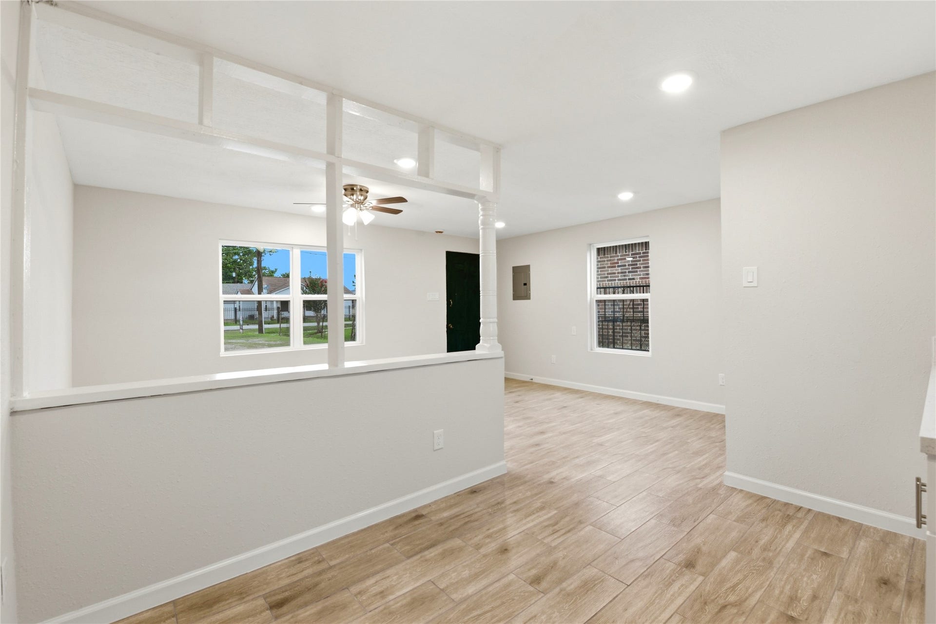 7010 Brownsville Street, #3, Houston, TX 77020 7010 Brownsville Street, #3, Houston, TX 77020