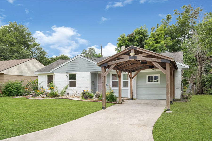 Property photo for 5714 Peacock Street, Houston, TX