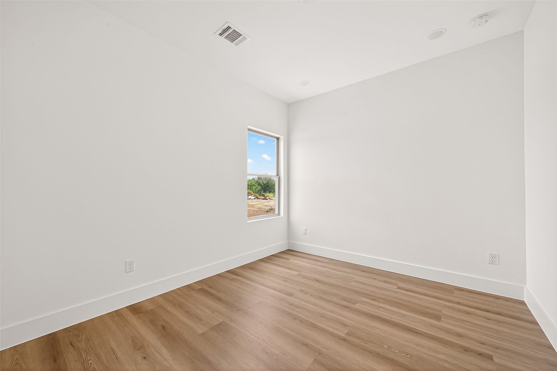7422 Maxroy Street, Houston, TX 77088