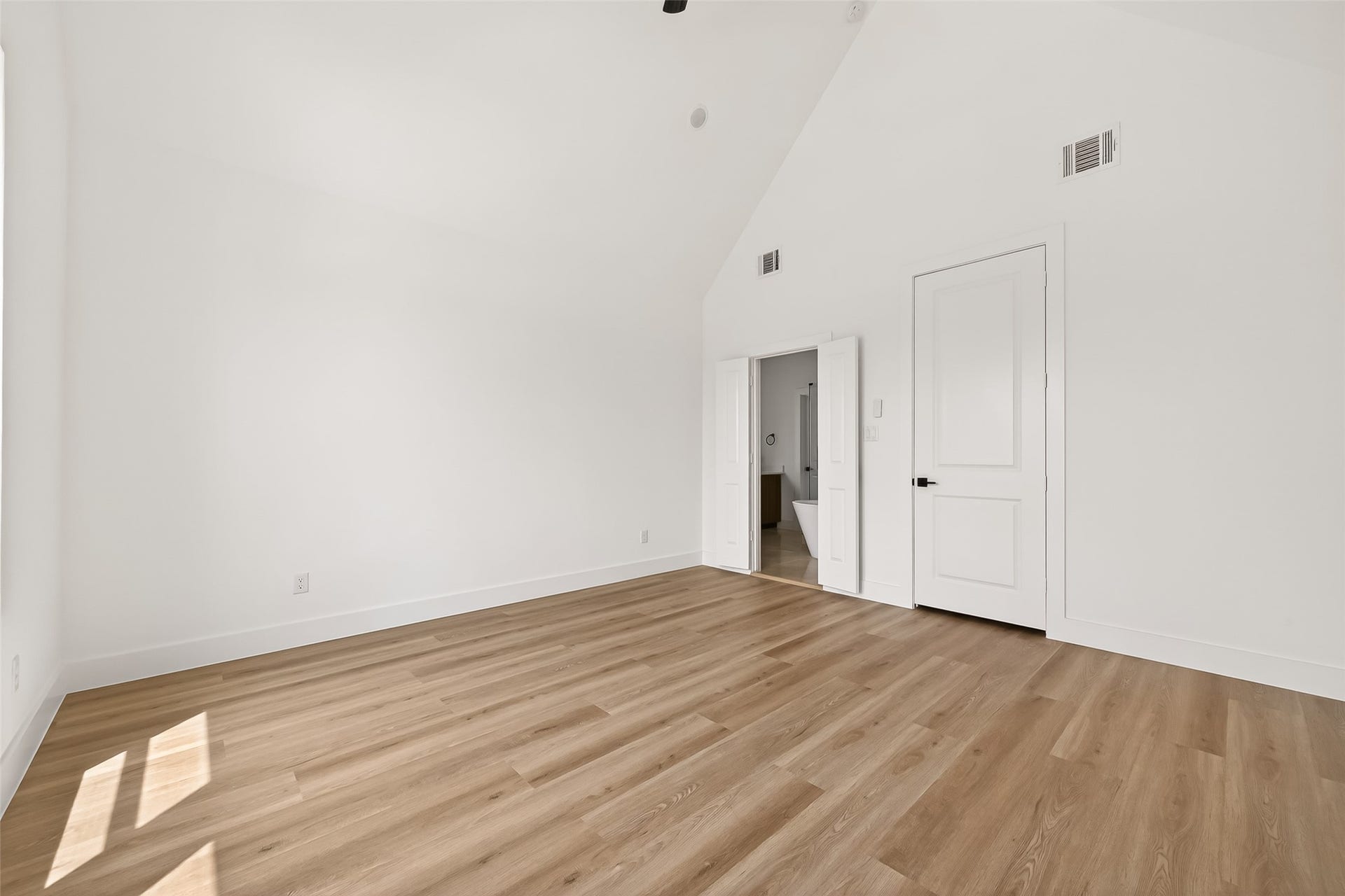 7422 Maxroy Street, Houston, TX 77088