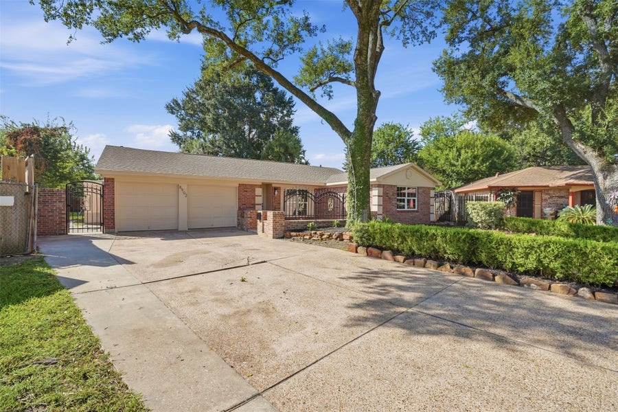 Property photo for 8902 Winding River Drive, Houston, TX