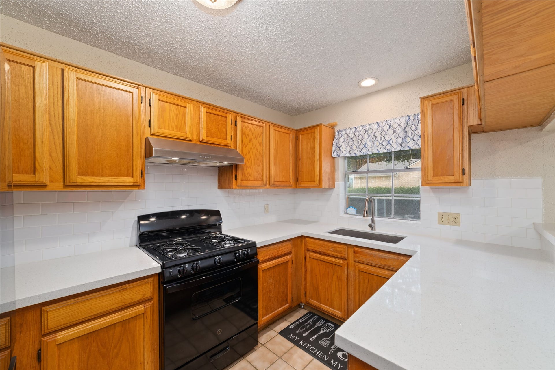 3131 E Heatherock Circle, Sugar Land, TX 77479 3131 E Heatherock Circle, Sugar Land, TX 77479