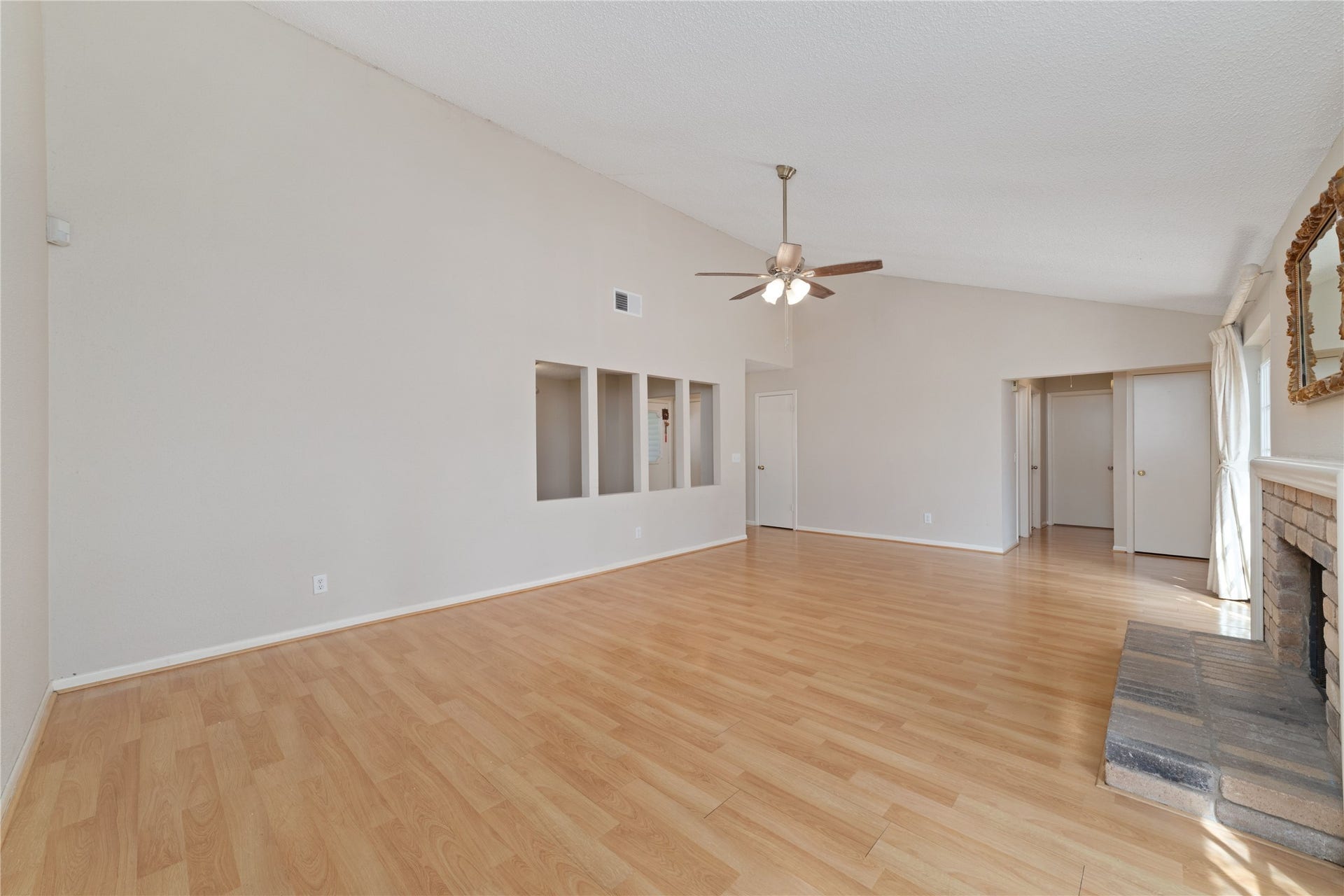 3131 E Heatherock Circle, Sugar Land, TX 77479 3131 E Heatherock Circle, Sugar Land, TX 77479