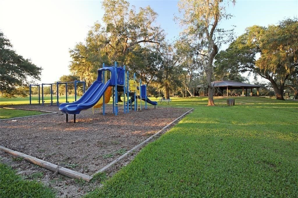 275 Horse Shoe Trail, Angleton, TX 77515 275 Horse Shoe Trail, Angleton, TX 77515
