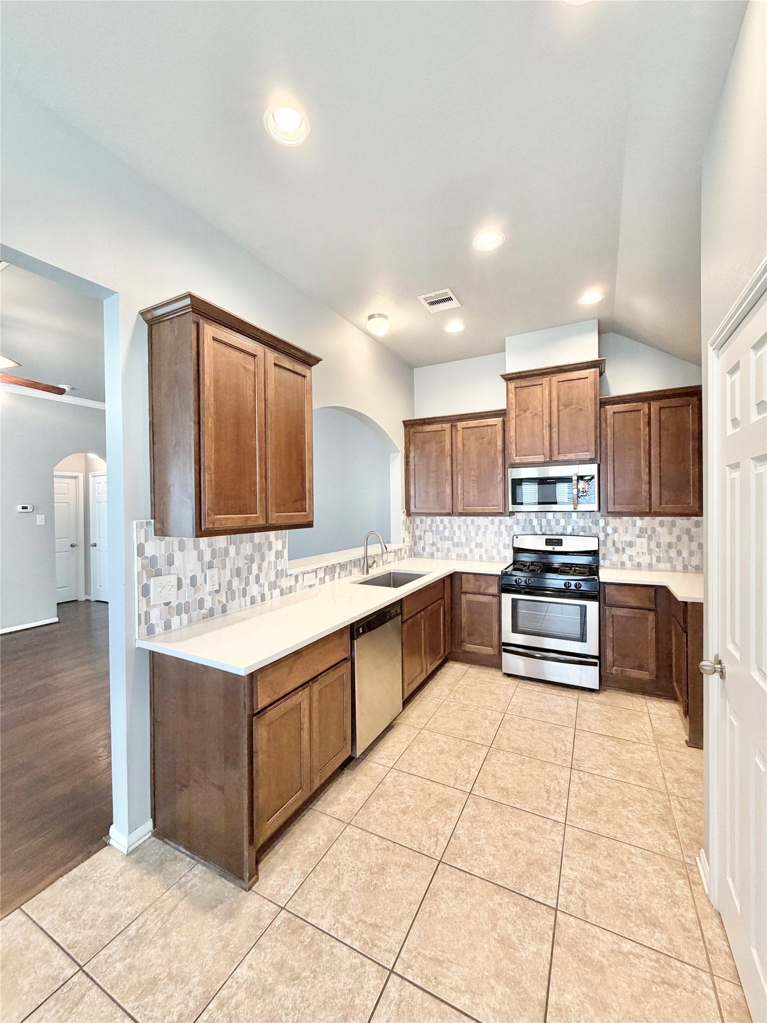 122 Long Canyon Lane, Richmond, TX 77469 122 Long Canyon Lane, Richmond, TX 77469