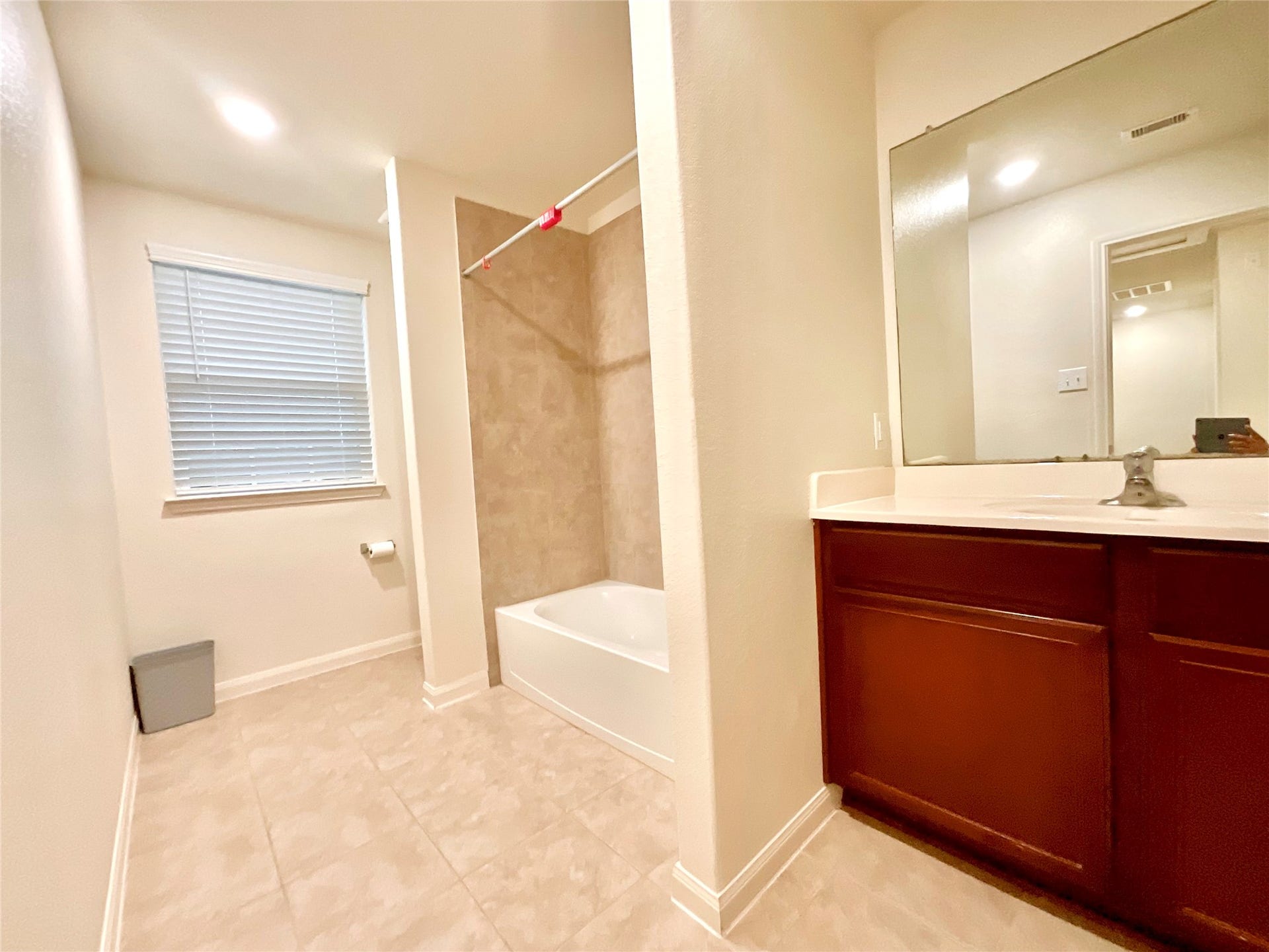 175 Emma Rose Drive, Katy, TX 77493