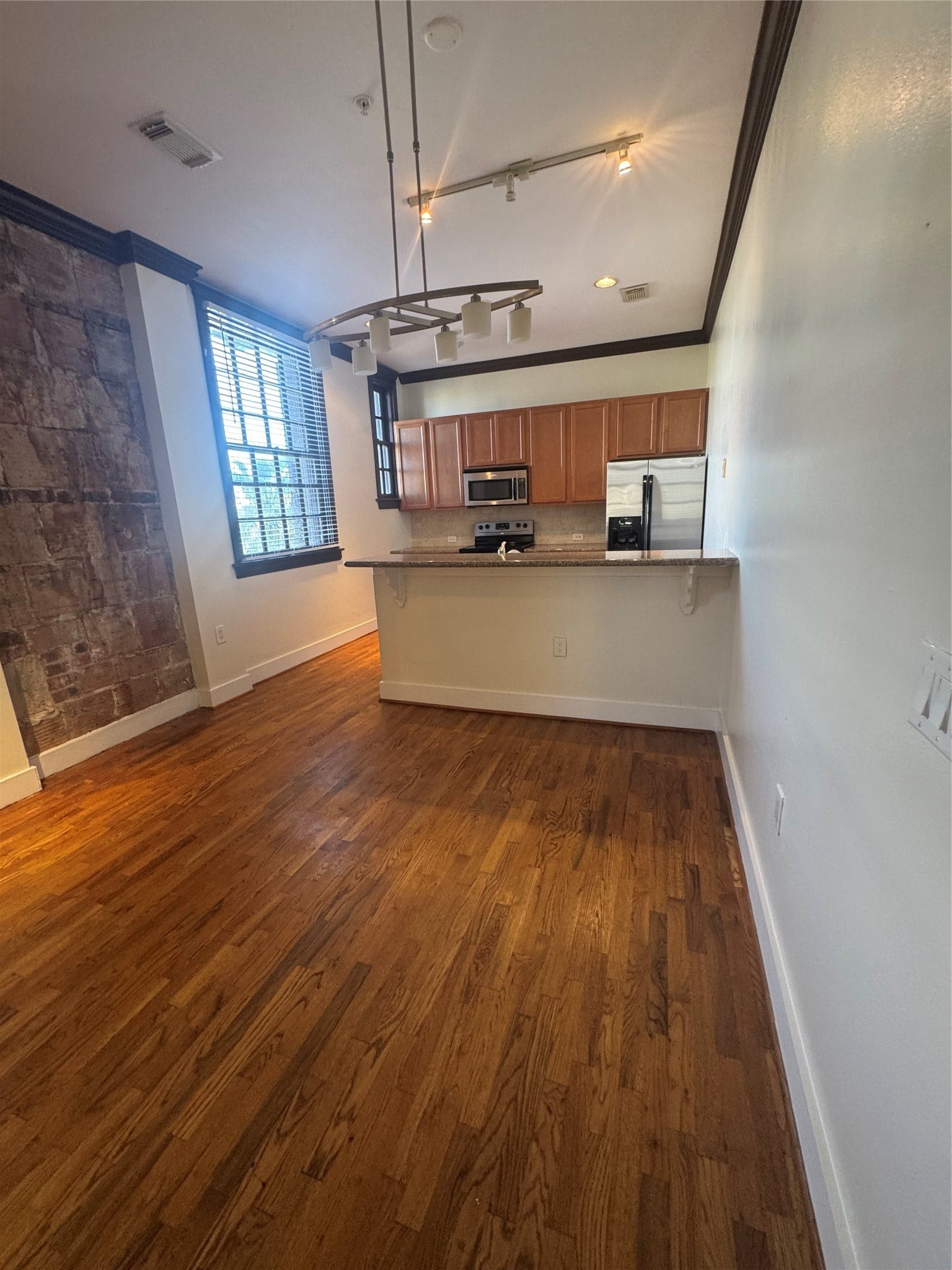 621 21st Street, #302, Galveston, TX 77550 621 21st Street, #302, Galveston, TX 77550