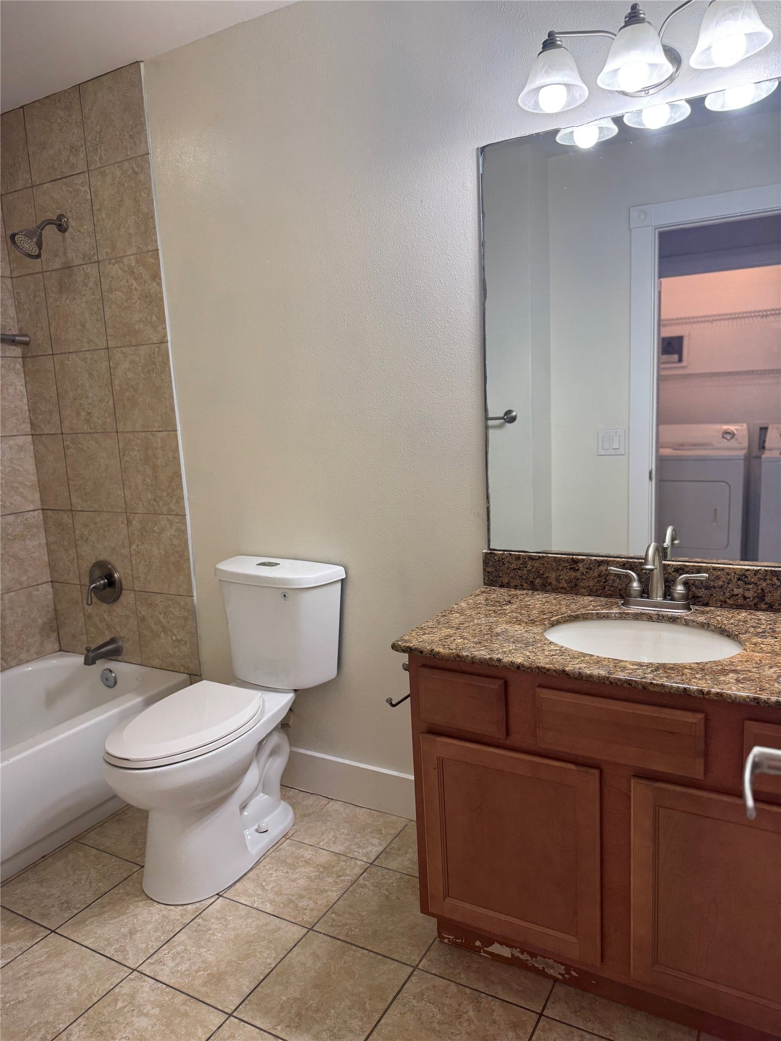 621 21st Street, #302, Galveston, TX 77550 621 21st Street, #302, Galveston, TX 77550
