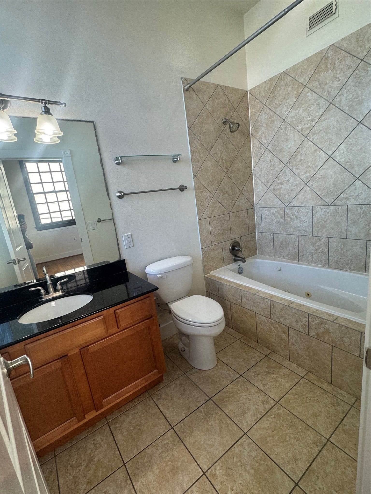 621 21st Street, #302, Galveston, TX 77550 621 21st Street, #302, Galveston, TX 77550