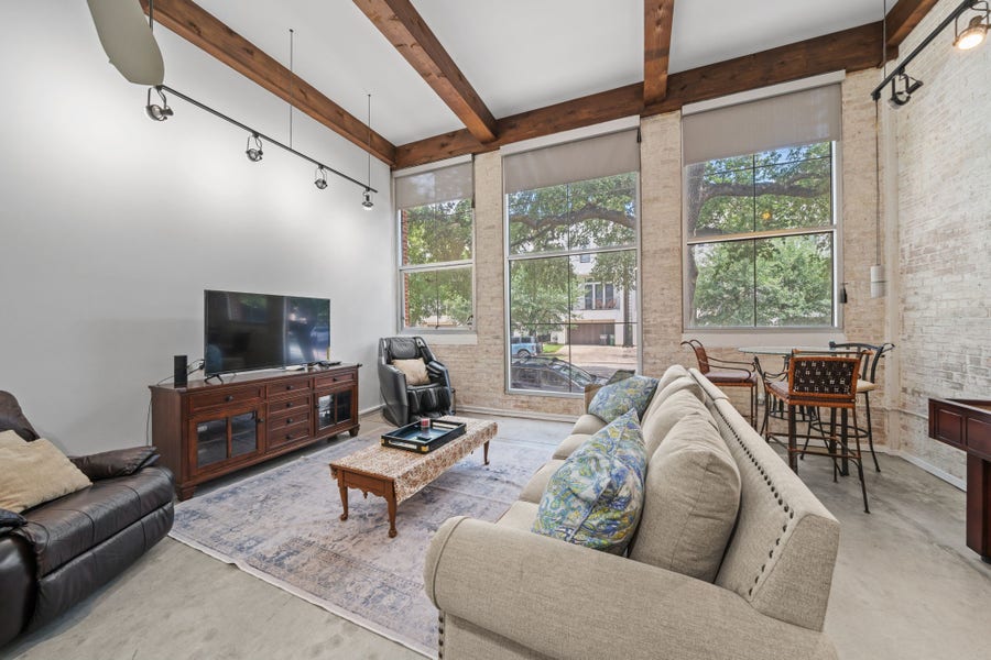 Property photo for 1312 Live Oak Street, #109, Houston, TX
