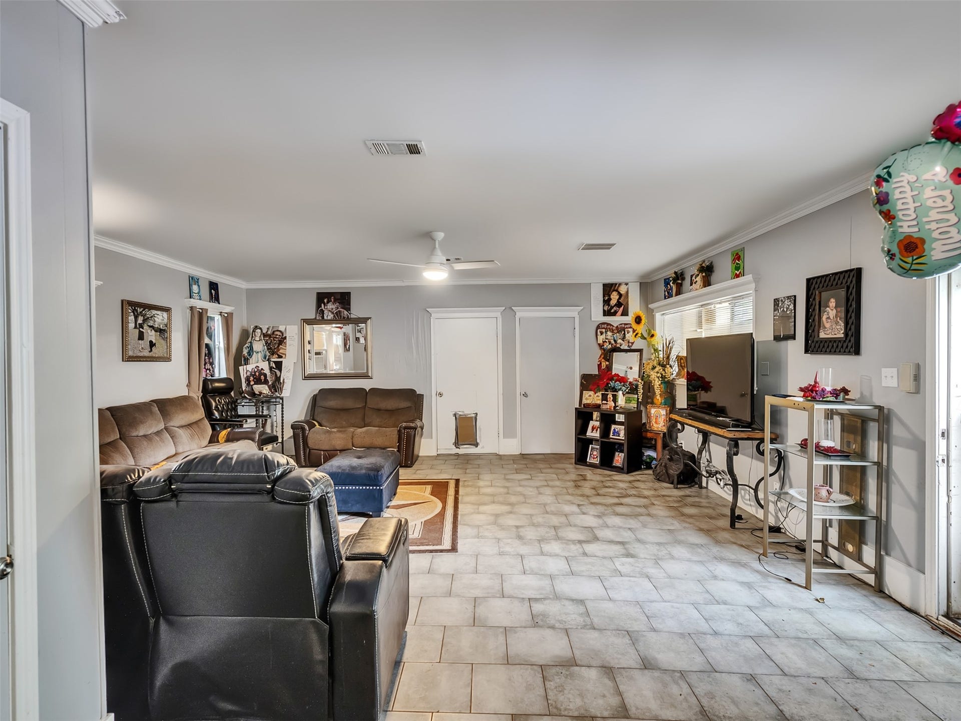 815 Avenue G, South Houston, TX 77587 Spacious!