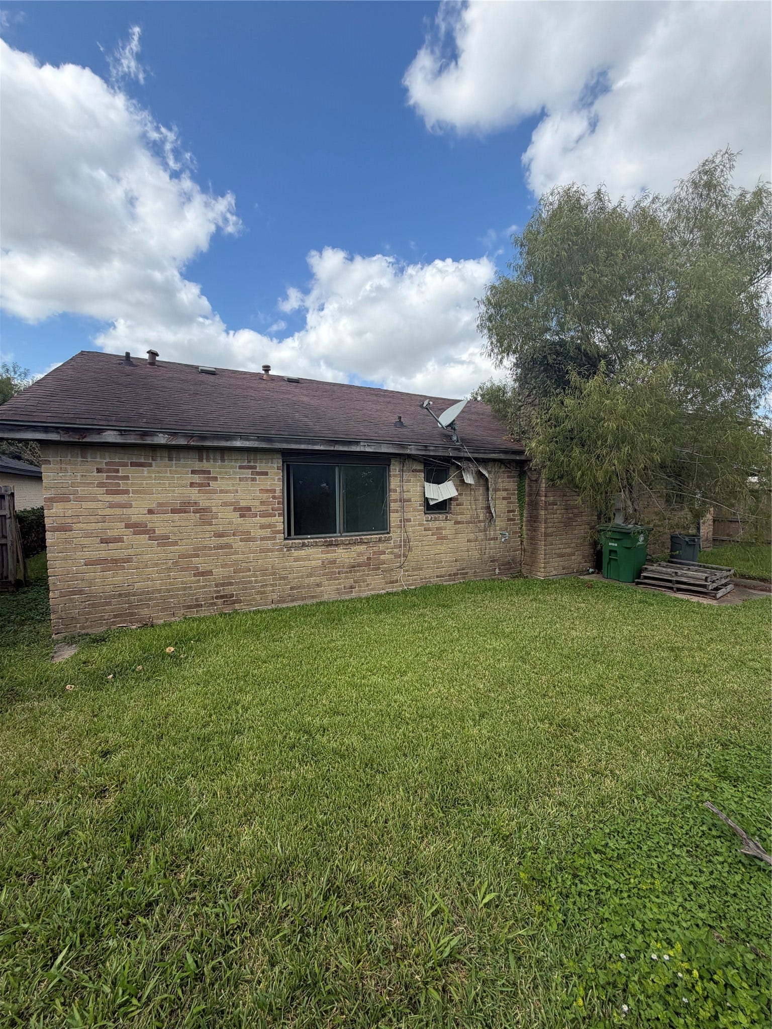 15155 Four Winds Drive, Houston, TX 77489