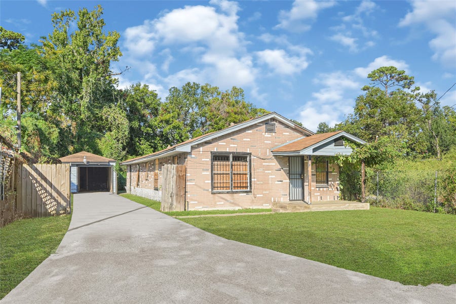 Property photo for 7625 Pointer Street, Houston, TX