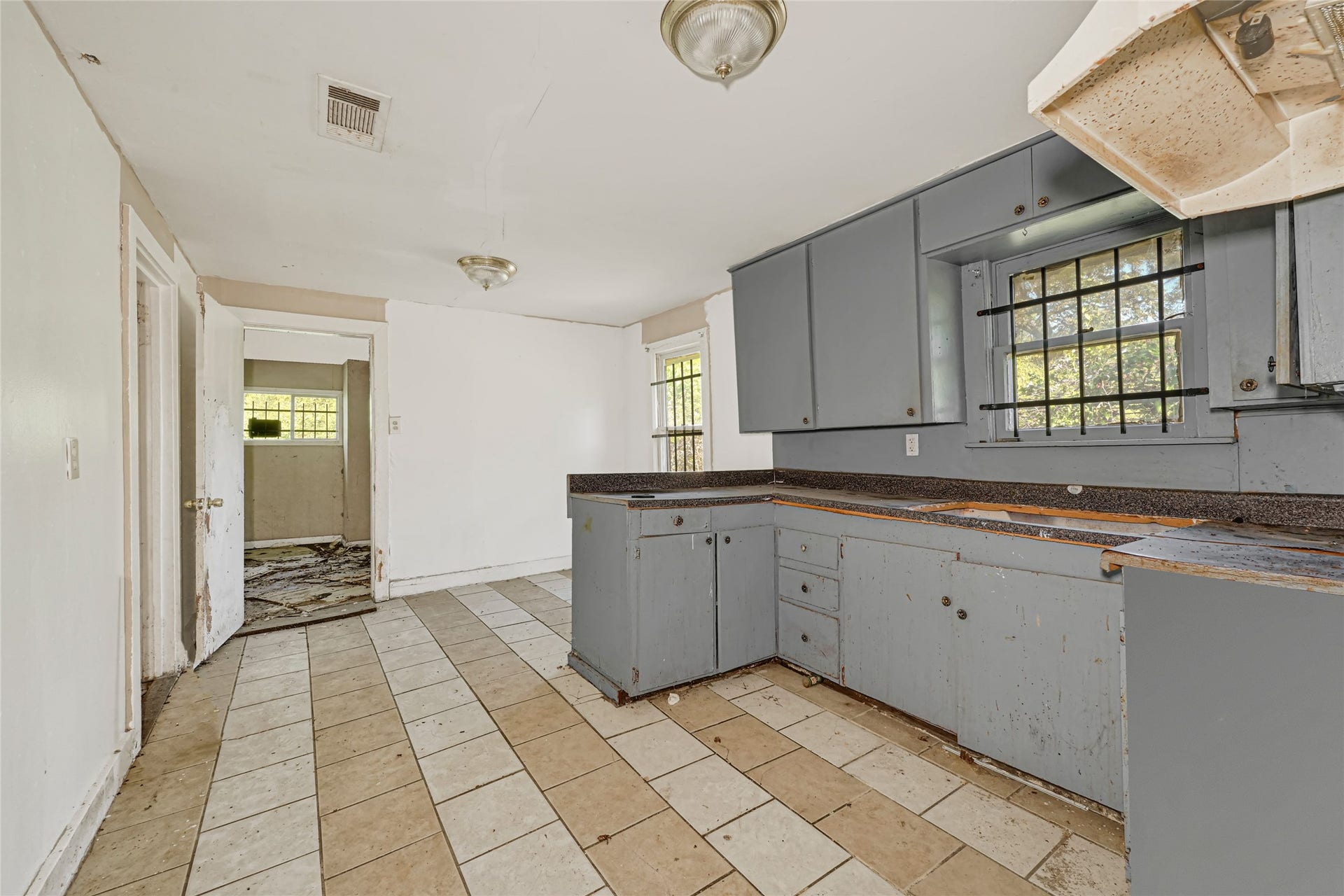 7625 Pointer Street, Houston, TX 77016 7625 Pointer Street, Houston, TX 77016