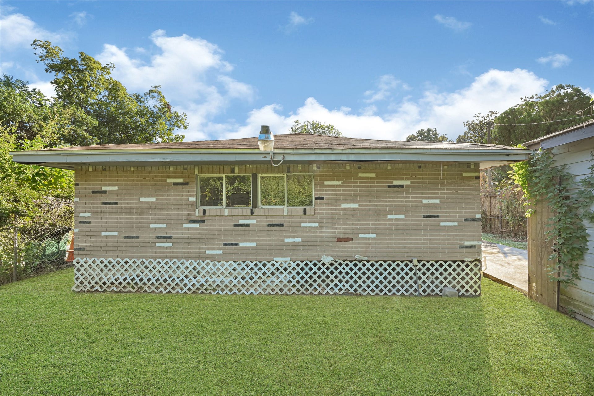7625 Pointer Street, Houston, TX 77016 7625 Pointer Street, Houston, TX 77016