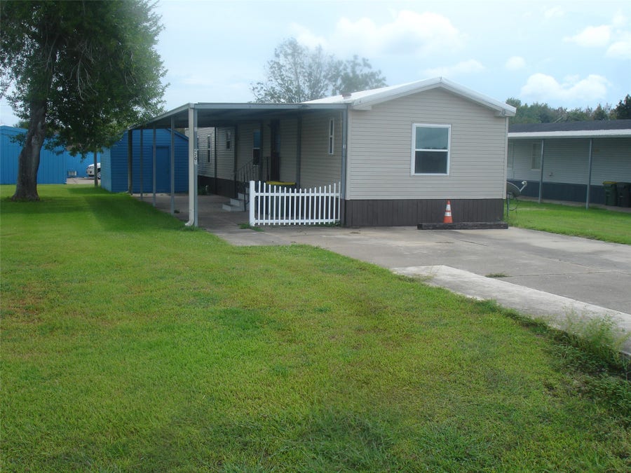 Property photo for 4205 Wells Drive, Pearland, TX