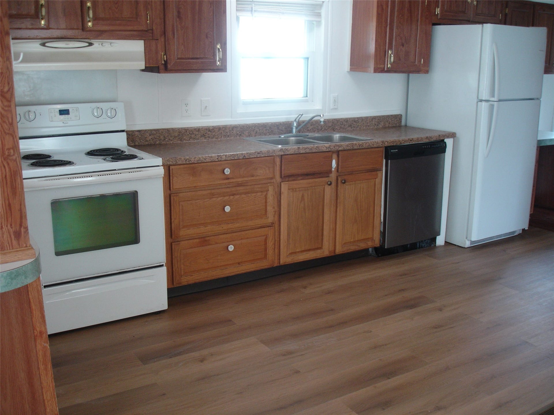 4205 Wells Drive, Pearland, TX 77584 4205 Wells Drive, Pearland, TX 77584