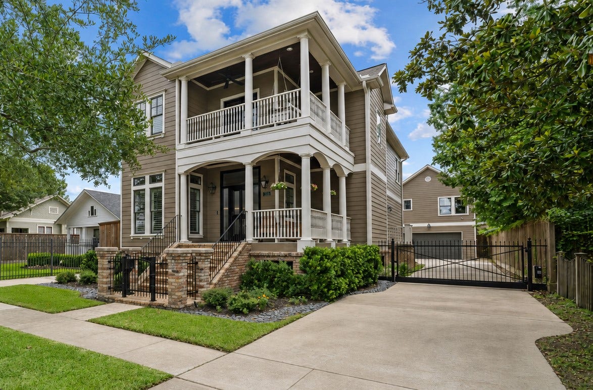 Welcome to 1838 Arlington St, a beautifully maintained home in the desirable East Historic Heights District. Timeless craftsmanship is evident from the moment you arrive, with mature trees, lush landscaping, an automatic driveway gate, and exceptional curb appeal with double porches. Ideally located just moments from Heights dining, shopping, parks, trails, and major freeways, this home offers the perfect combination of charm and convenience.