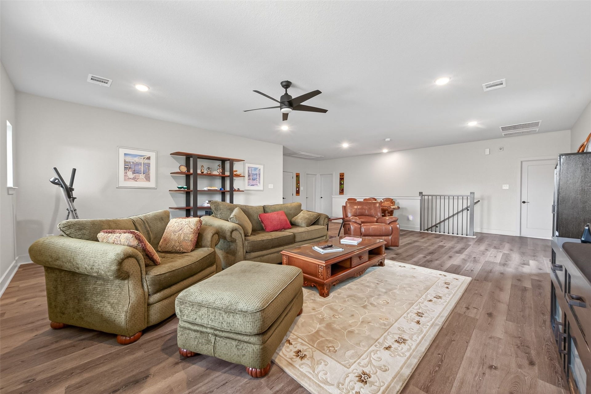 9979 Pebble Glen Drive, Conroe, TX 77304