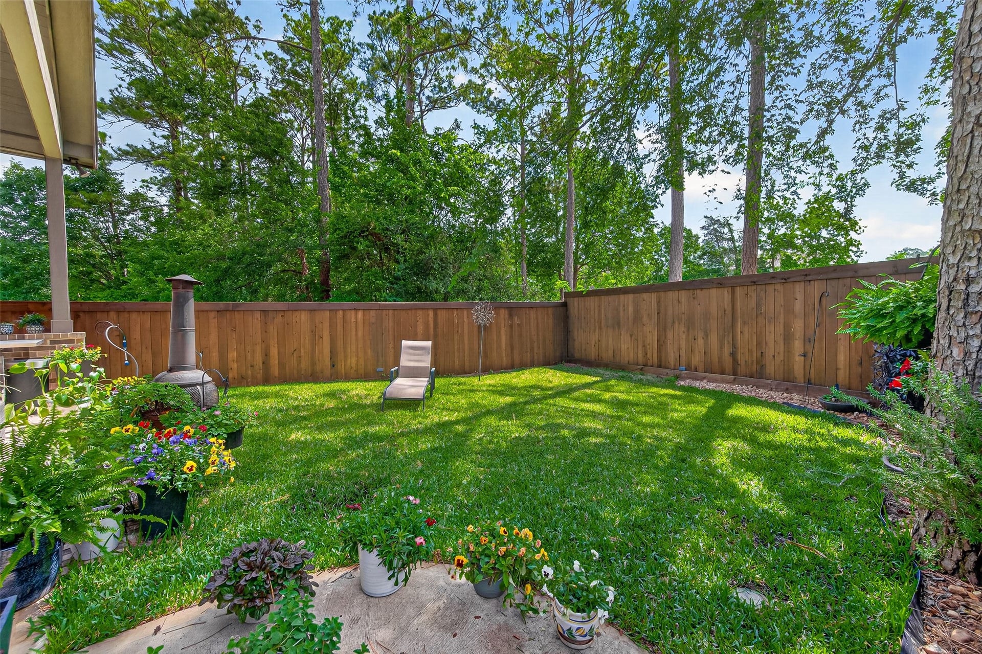 9979 Pebble Glen Drive, Conroe, TX 77304