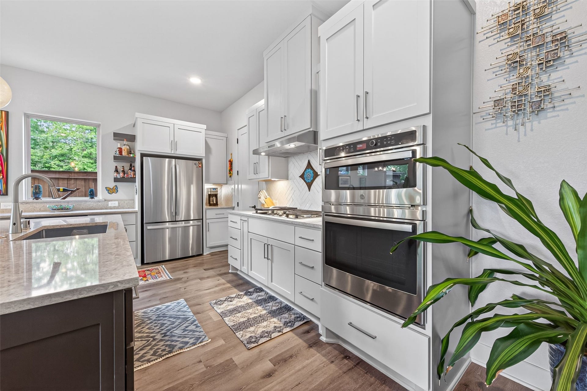 9979 Pebble Glen Drive, Conroe, TX 77304