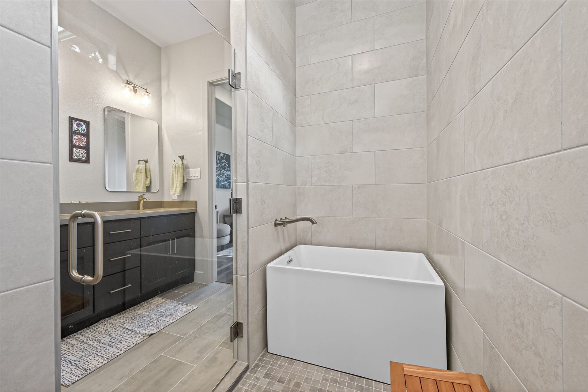 9979 Pebble Glen Drive, Conroe, TX 77304