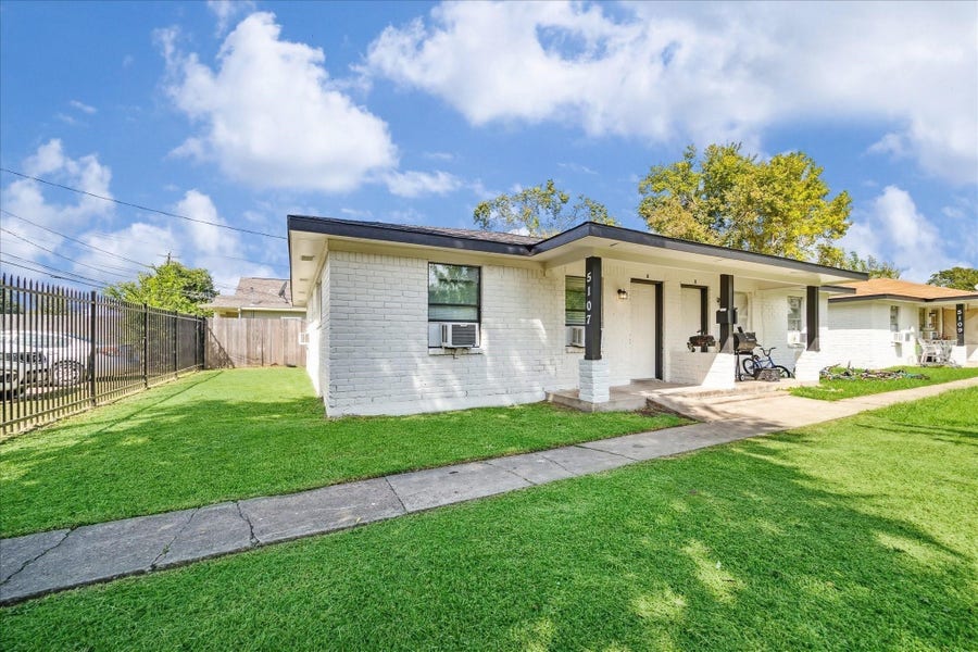 Property photo for 5107 Clover Street, Houston, TX
