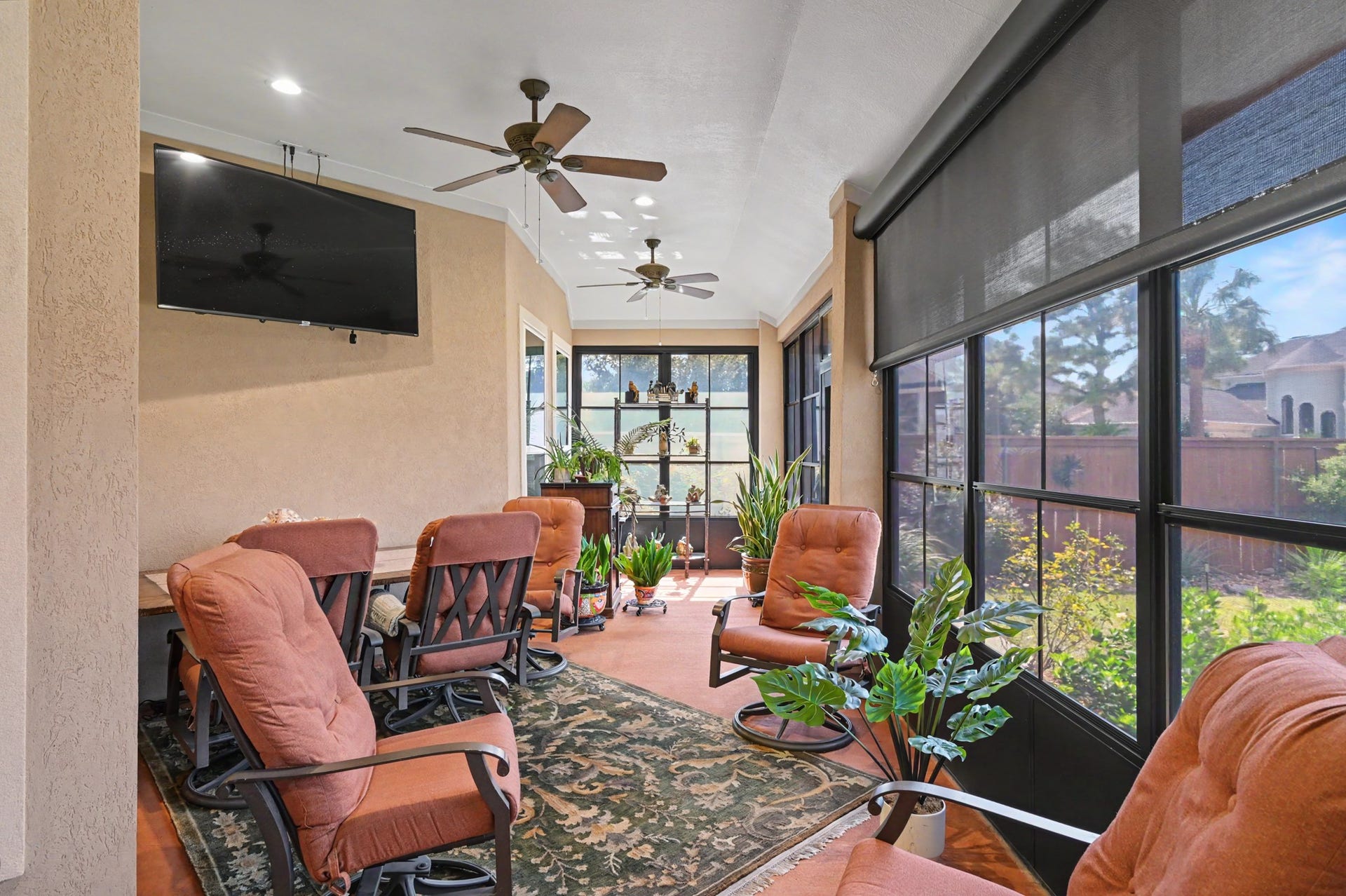 124 Wycliffe Drive, Montgomery, TX 77356 Exceptional enclosed outdoor living space perfect for entertaining or unwinding.