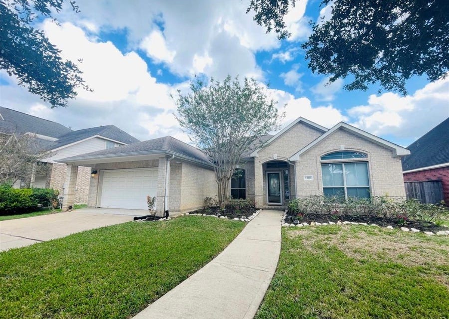 Property photo for 13011 Sandflower Lane, Sugar Land, TX