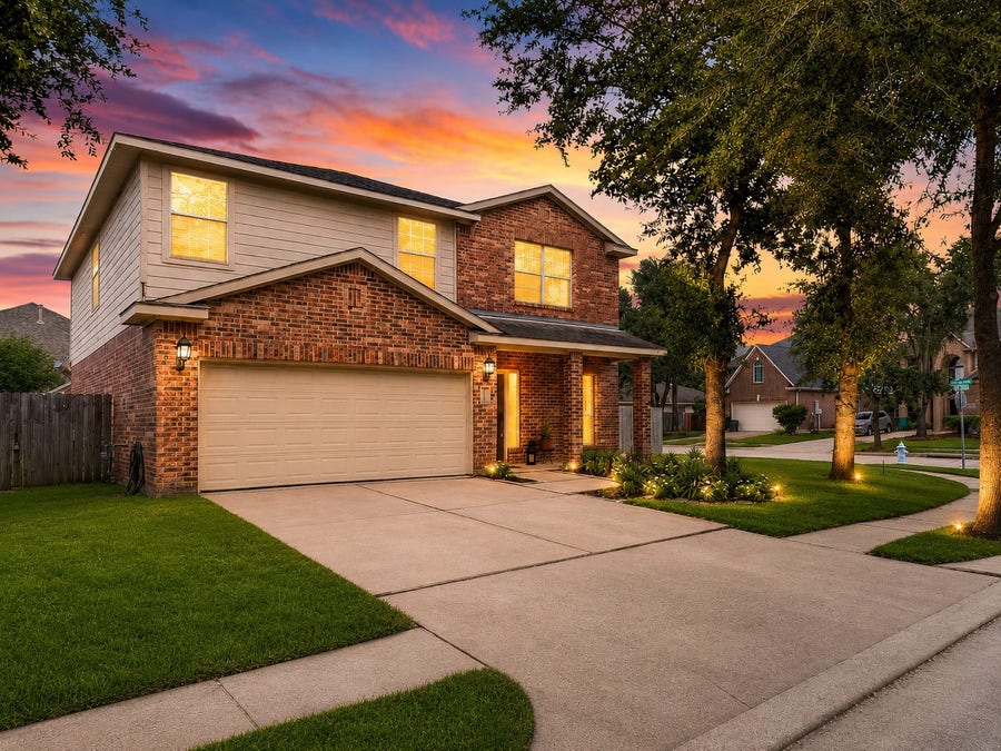 Property photo for 10427 Lyndon Meadows Drive, Houston, TX