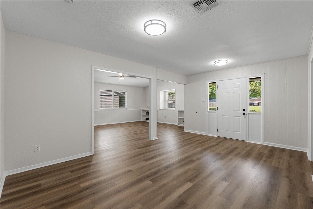 1918 Crooked Creek Lane, Pearland, TX 77581 1918 Crooked Creek Lane, Pearland, TX 77581