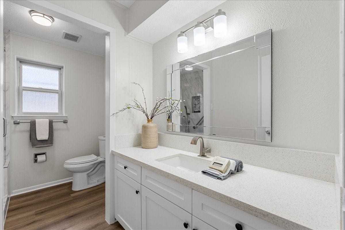 1918 Crooked Creek Lane, Pearland, TX 77581 1918 Crooked Creek Lane, Pearland, TX 77581
