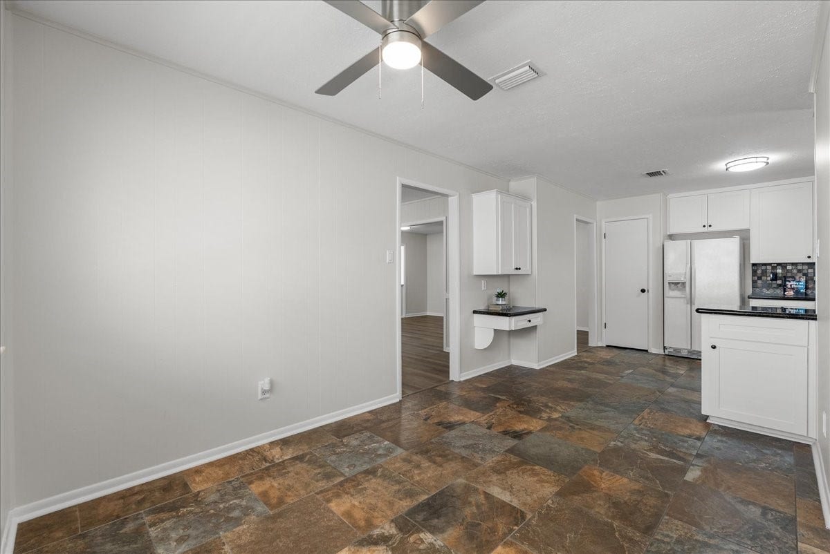 1918 Crooked Creek Lane, Pearland, TX 77581 1918 Crooked Creek Lane, Pearland, TX 77581