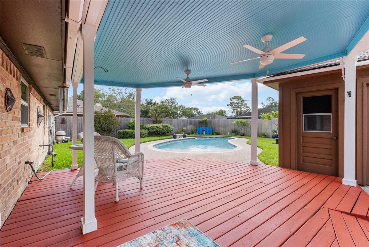 1918 Crooked Creek Lane, Pearland, TX 77581 1918 Crooked Creek Lane, Pearland, TX 77581
