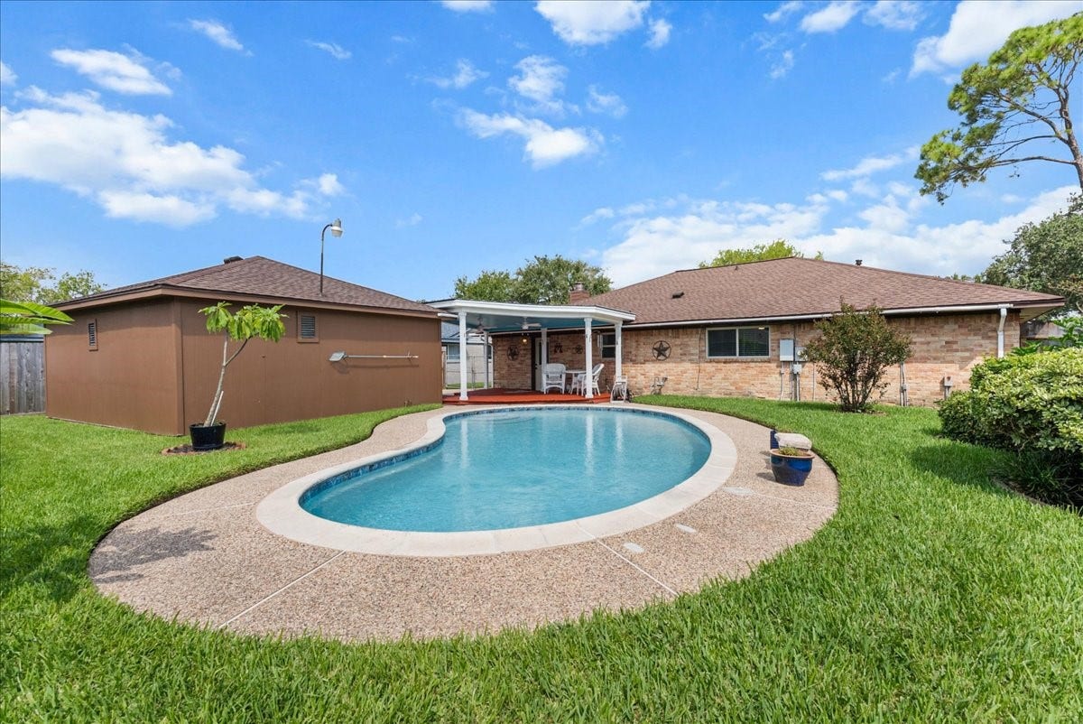 1918 Crooked Creek Lane, Pearland, TX 77581 1918 Crooked Creek Lane, Pearland, TX 77581