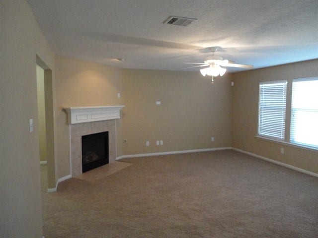 910 Cove Crest Trail, Fresno, TX 77545 910 Cove Crest Trail, Fresno, TX 77545