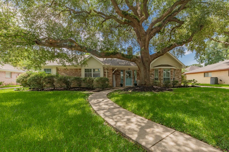 Property photo for 3219 La Costa Road, Missouri City, TX