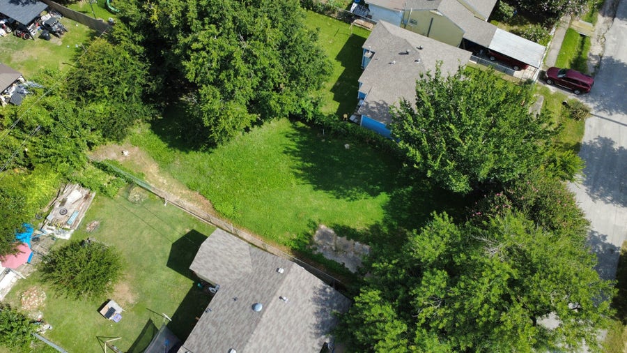 Property photo for 1135 Henke Street, Houston, TX