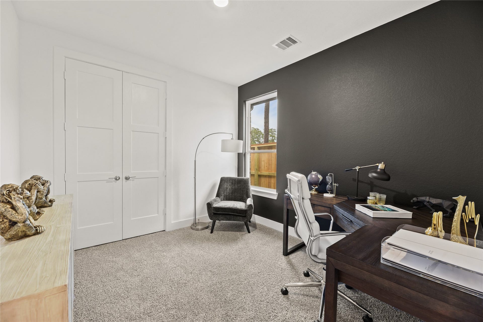 602 Paisley Harbor Court, Conroe, TX 77304