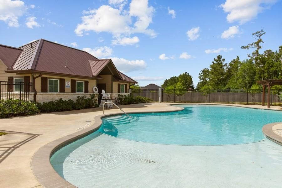 602 Paisley Harbor Court, Conroe, TX 77304