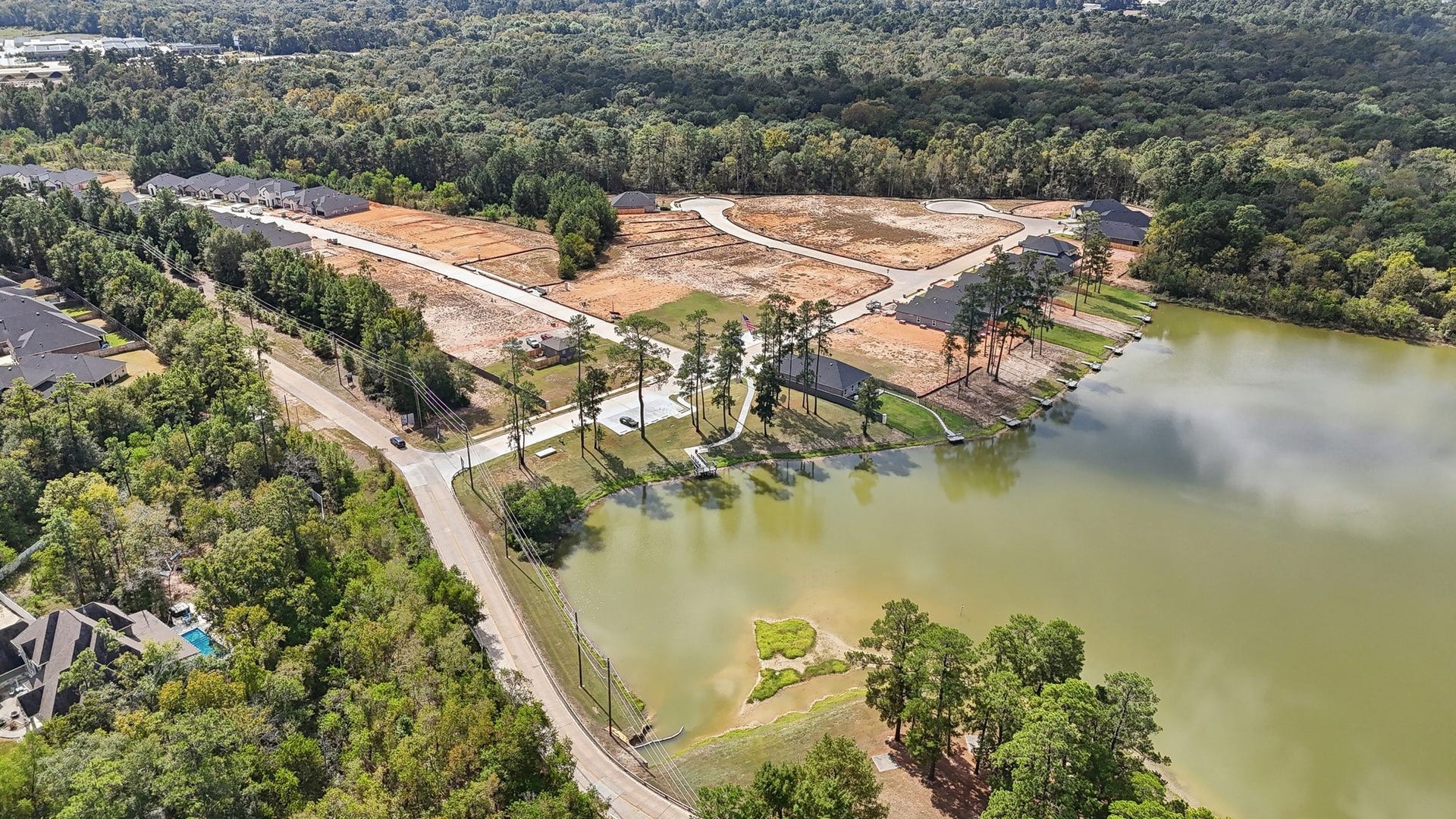 602 Paisley Harbor Court, Conroe, TX 77304