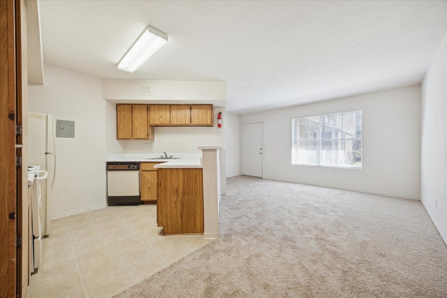 Property photo for 1660 W T C Jester Boulevard, #511, Houston, TX