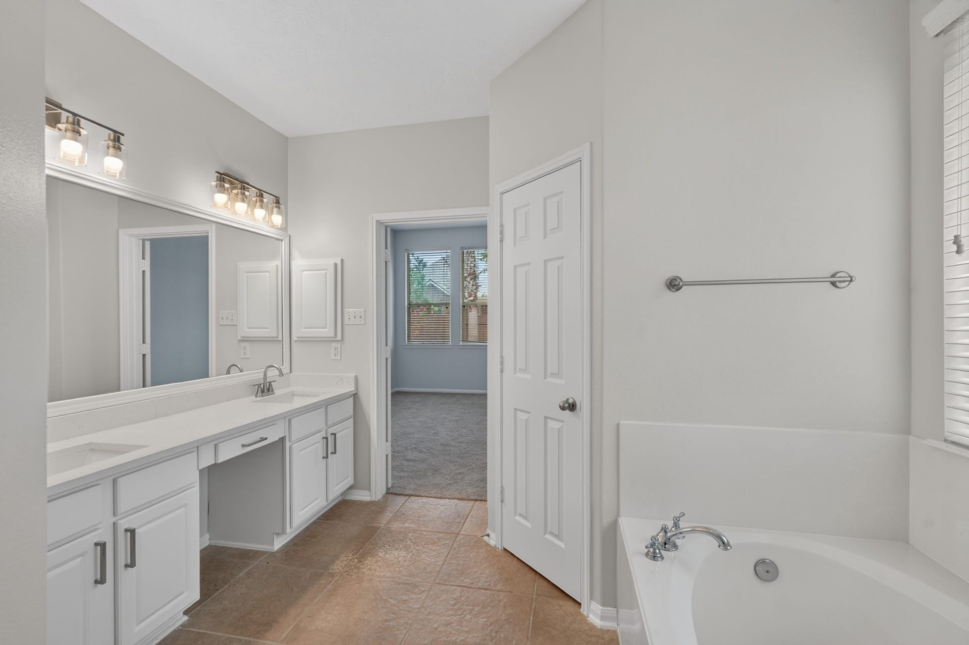22 Frontera Circle, The Woodlands, TX 77382 22 Frontera Circle, The Woodlands, TX 77382