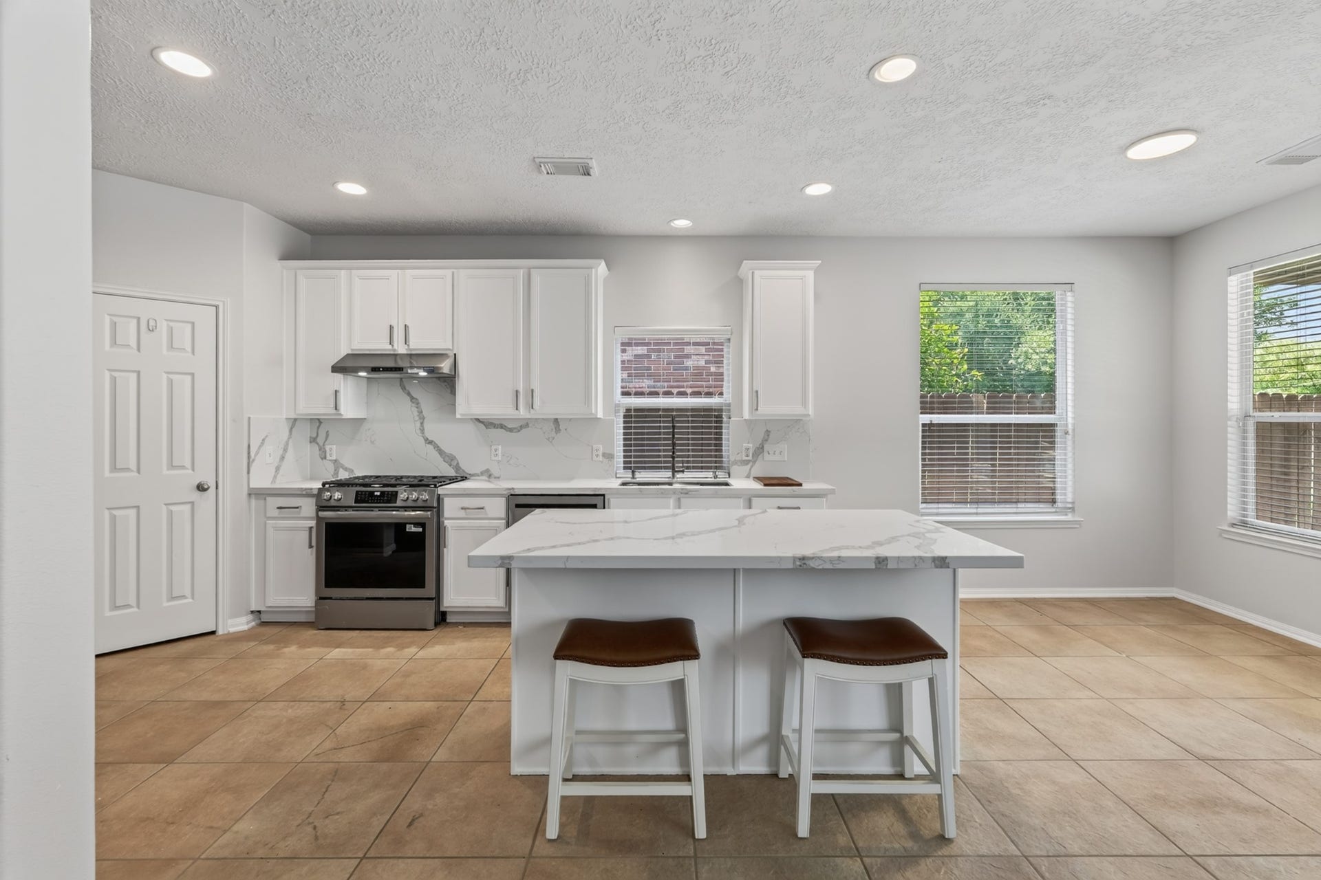 22 Frontera Circle, The Woodlands, TX 77382 22 Frontera Circle, The Woodlands, TX 77382